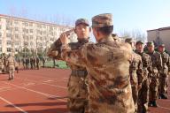 孩子不愿意去学校，容易发脾气到底是哪里出问题了，求解